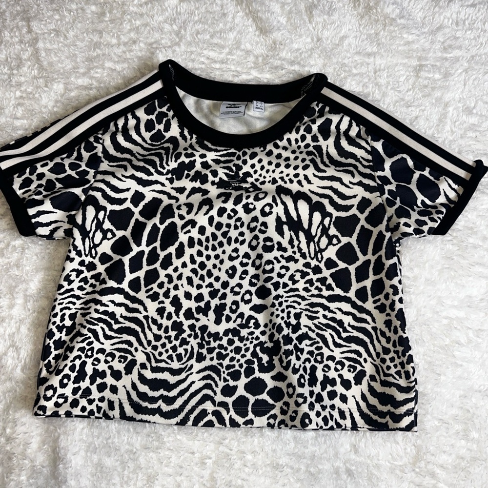 Adidas Top